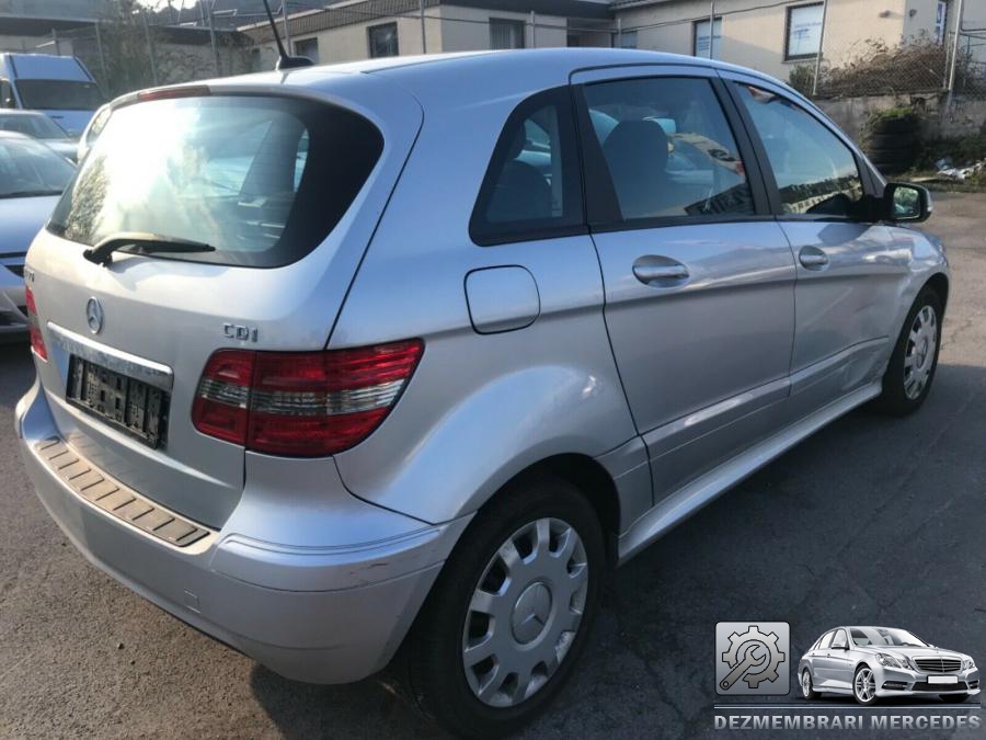 Bloc relee mercedes b class 2005