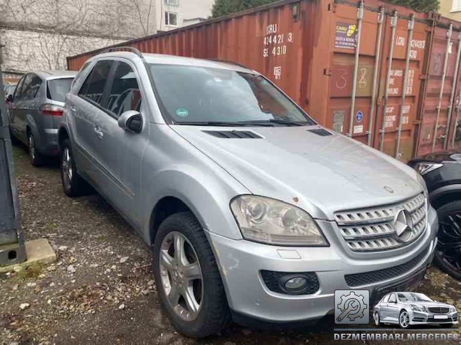 Luneta mercedes ml 2009