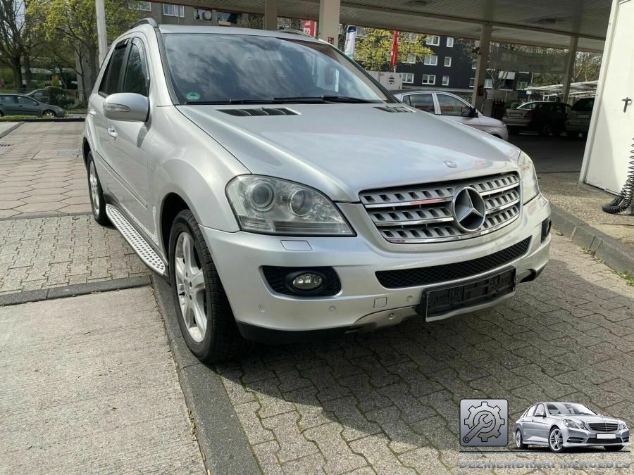 Luneta mercedes ml 2011